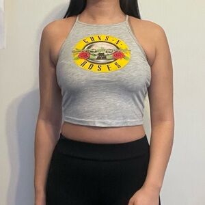 🎸 Guns N’ Roses Gray Halter Crop Tank – Size 4 🎸
